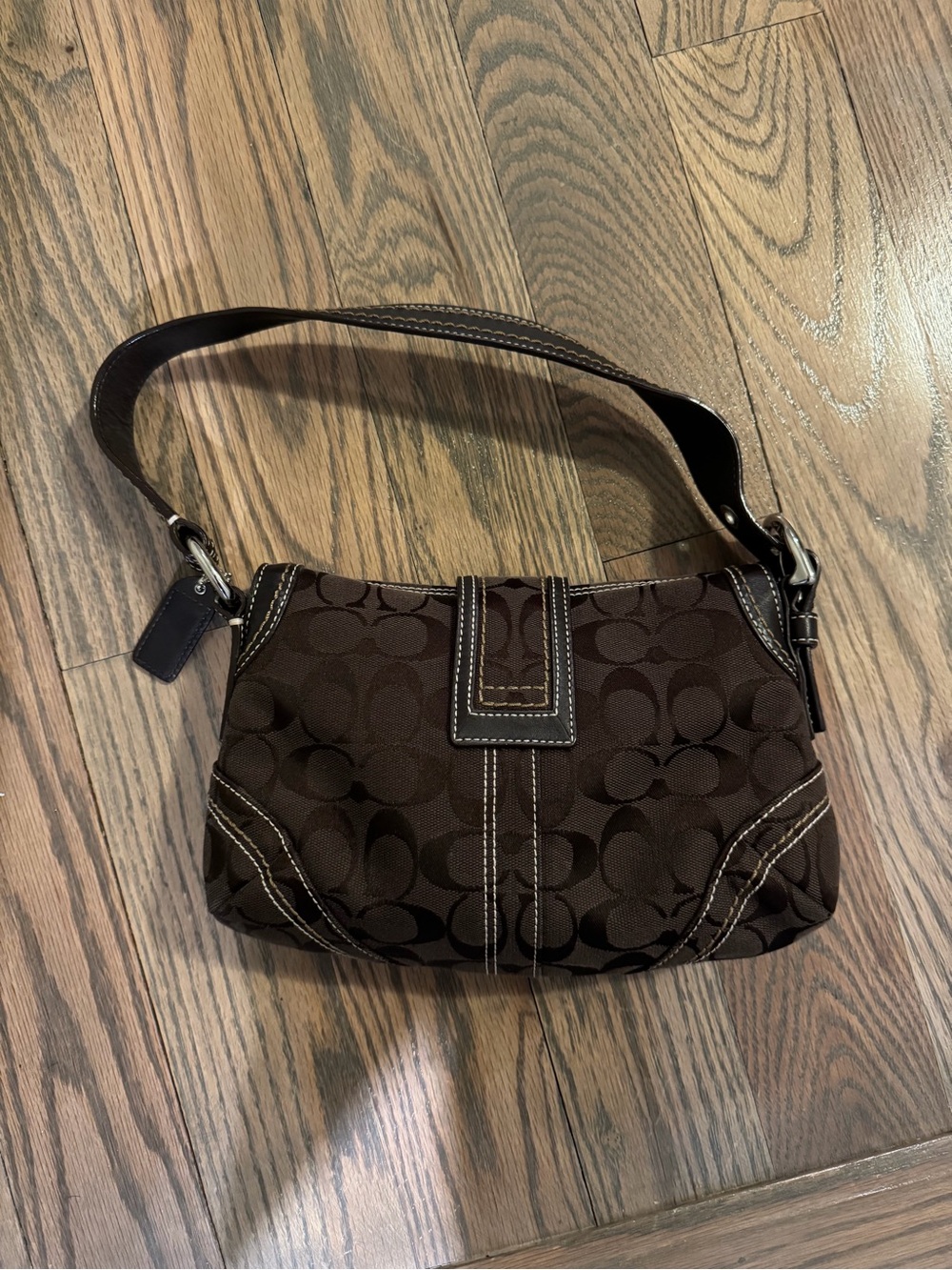 Coach Soho Signature Buckle Flap Shoulder Bag - Picture 2 of 4